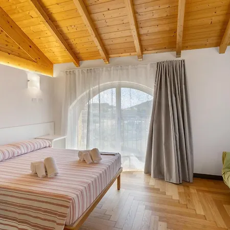 Dei Nonni Apartment *
